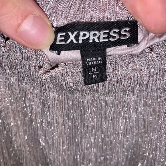 Express Rose gold, flowy top - Picture 3 of 4